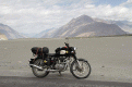 Royal Enfield Himalayan เครื่องหมายการค้าใหม่ของการท่องเที่ยว – ผจญภัย อินเดีย?